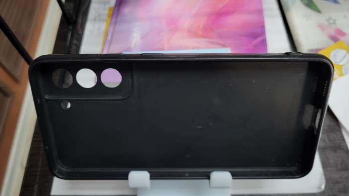 Фотография покупателя товара Подставка под телефон с круглым отверстием 7×10×10.5 см, цвет белый, В ЗАЩИТНОЙ ПЛЁНКЕ - Фото 3