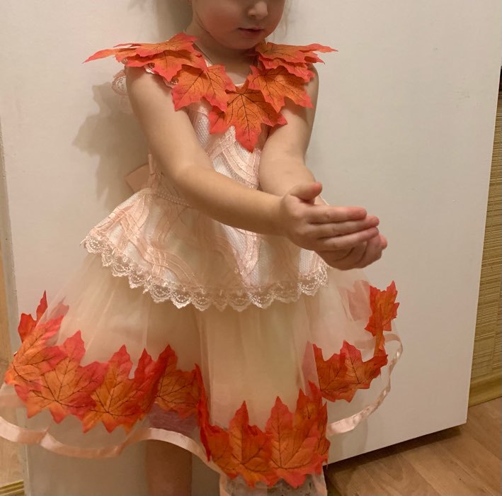 Фотография покупателя товара Декор «Осенний лист», набор 50 шт, оранжевый цвет - Фото 3