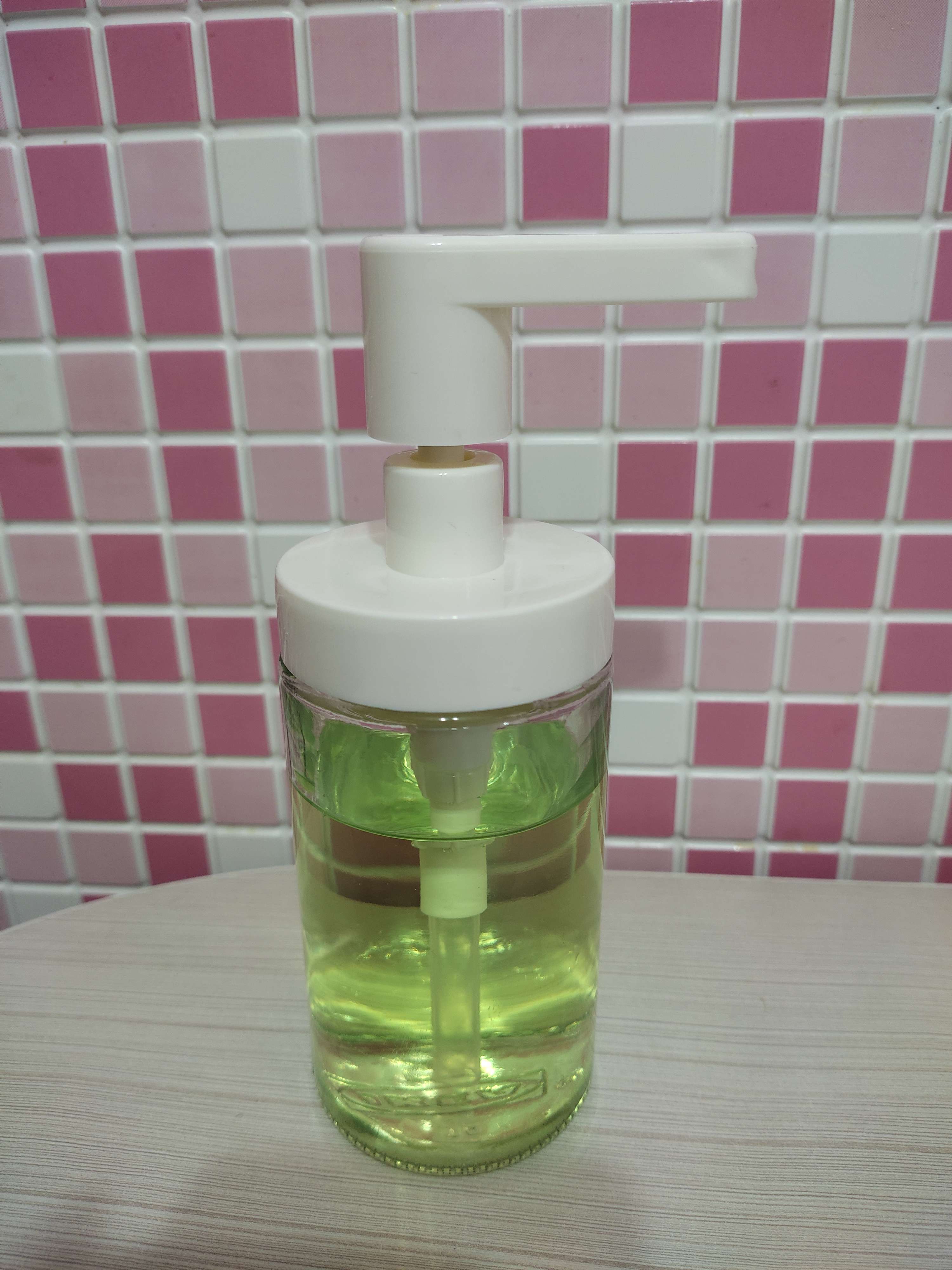 Фотография покупателя товара Дозатор для жидкого мыла ТАККАН, цвет белый - Фото 3