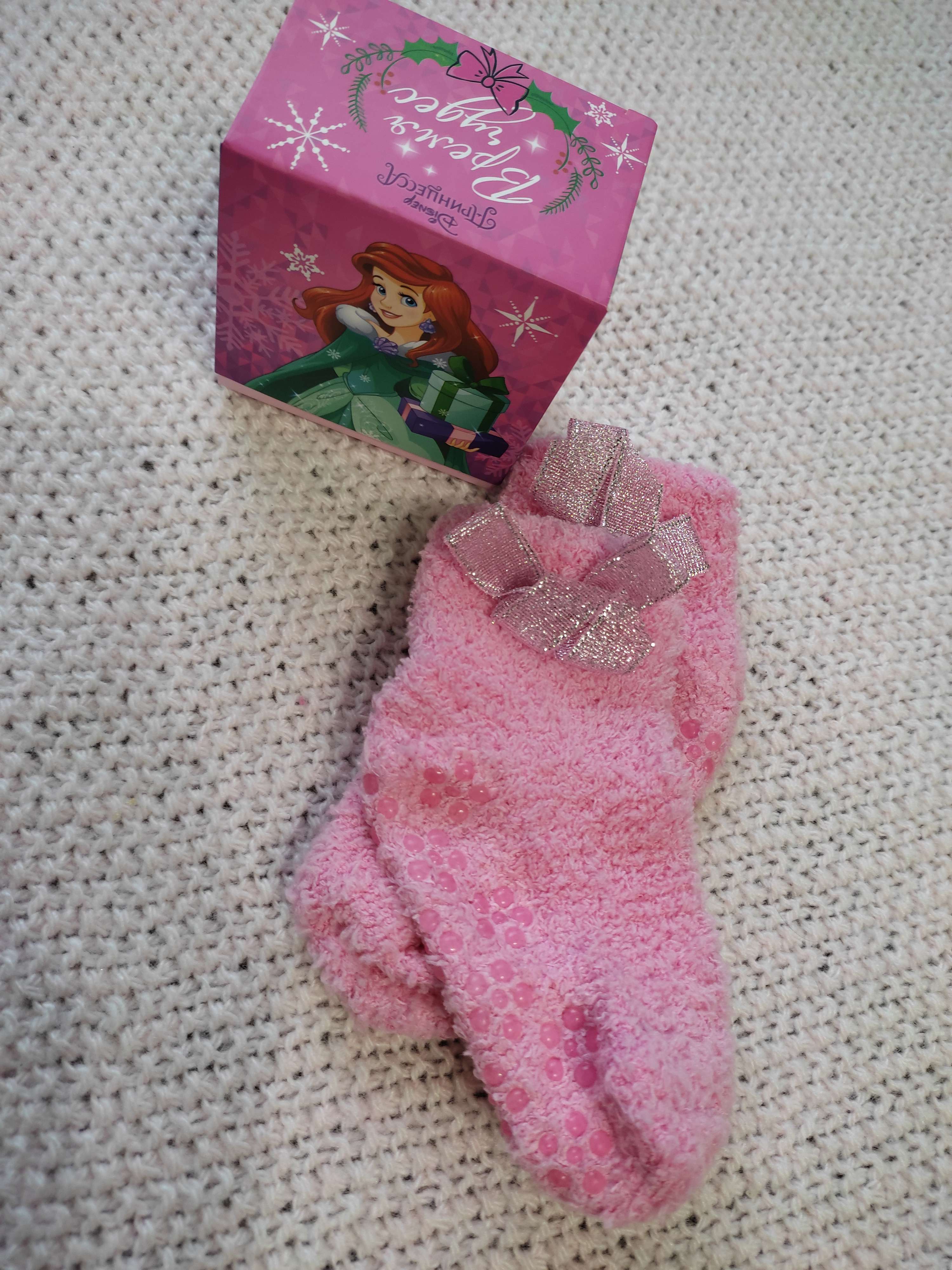 Фотография покупателя товара Носки махровые в подарочной коробке "Новогодние", р-р 12-22 см, Принцессы Дисней
