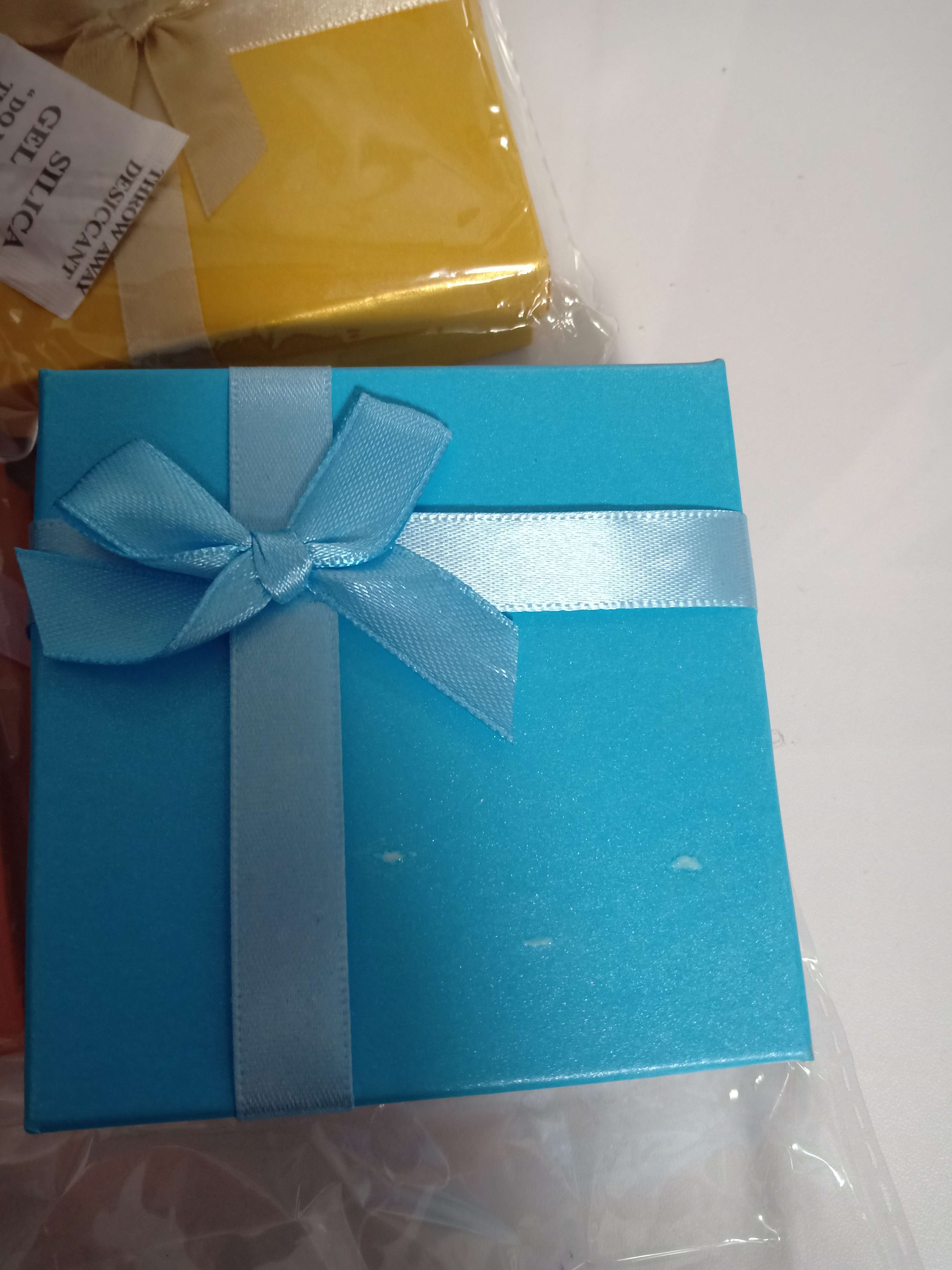 Фотография покупателя товара Коробочка подарочная под набор «Палетка», 9×9, цвет МИКС