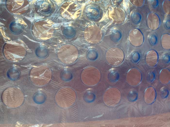 Фотография покупателя товара Коврик противоскользящий в ванну Доляна «Попурри», на присосках, 31×48 см, МИКС - Фото 2