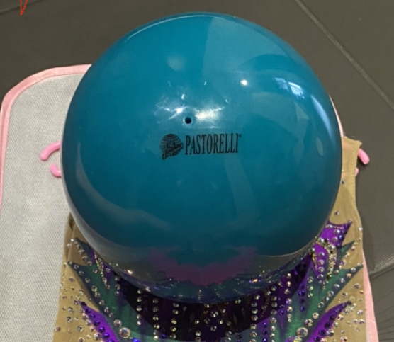 Фотография покупателя товара Мяч для художественной гимнастики Pastorelli New Generation FIG, d=18 см, цвет изумруд - Фото 6