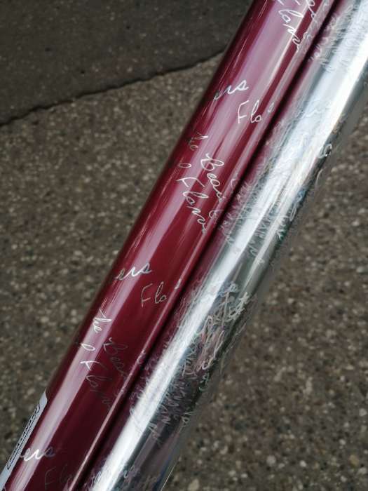 Фотография покупателя товара Пленка для цветов «Красота цветов», матовая, красный, 57 см × 5 м - Фото 8