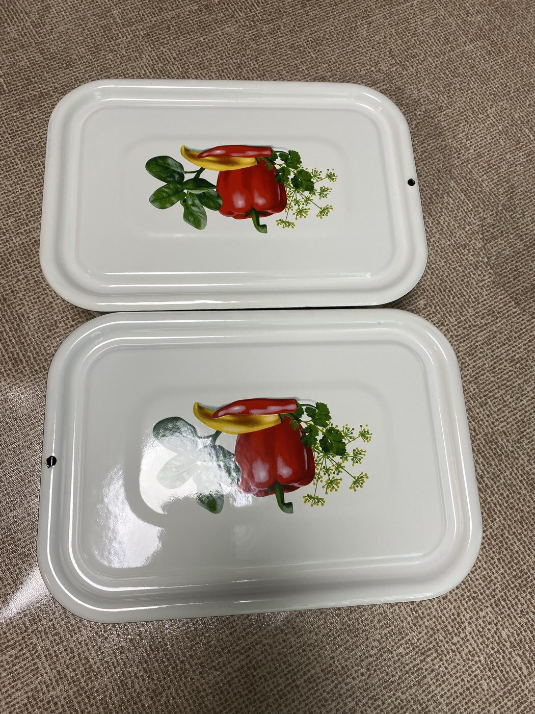 Фотография покупателя товара Контейнер, 1.5 л, с крышкой, эмалированная сталь, деколь МИКС, белый - Фото 5