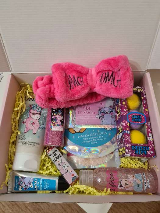 Фотография покупателя товара Коробка подарочная складная, упаковка, «Фламинго», 27 х 21 х 9 см - Фото 1