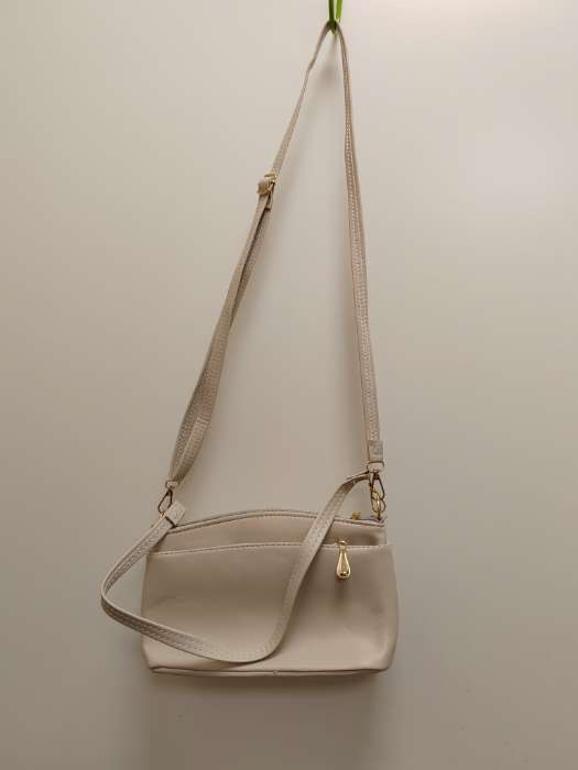 Фотография покупателя товара Сумка женская кросс-боди на молнии, 23×9×15 см, пудровая - Фото 1