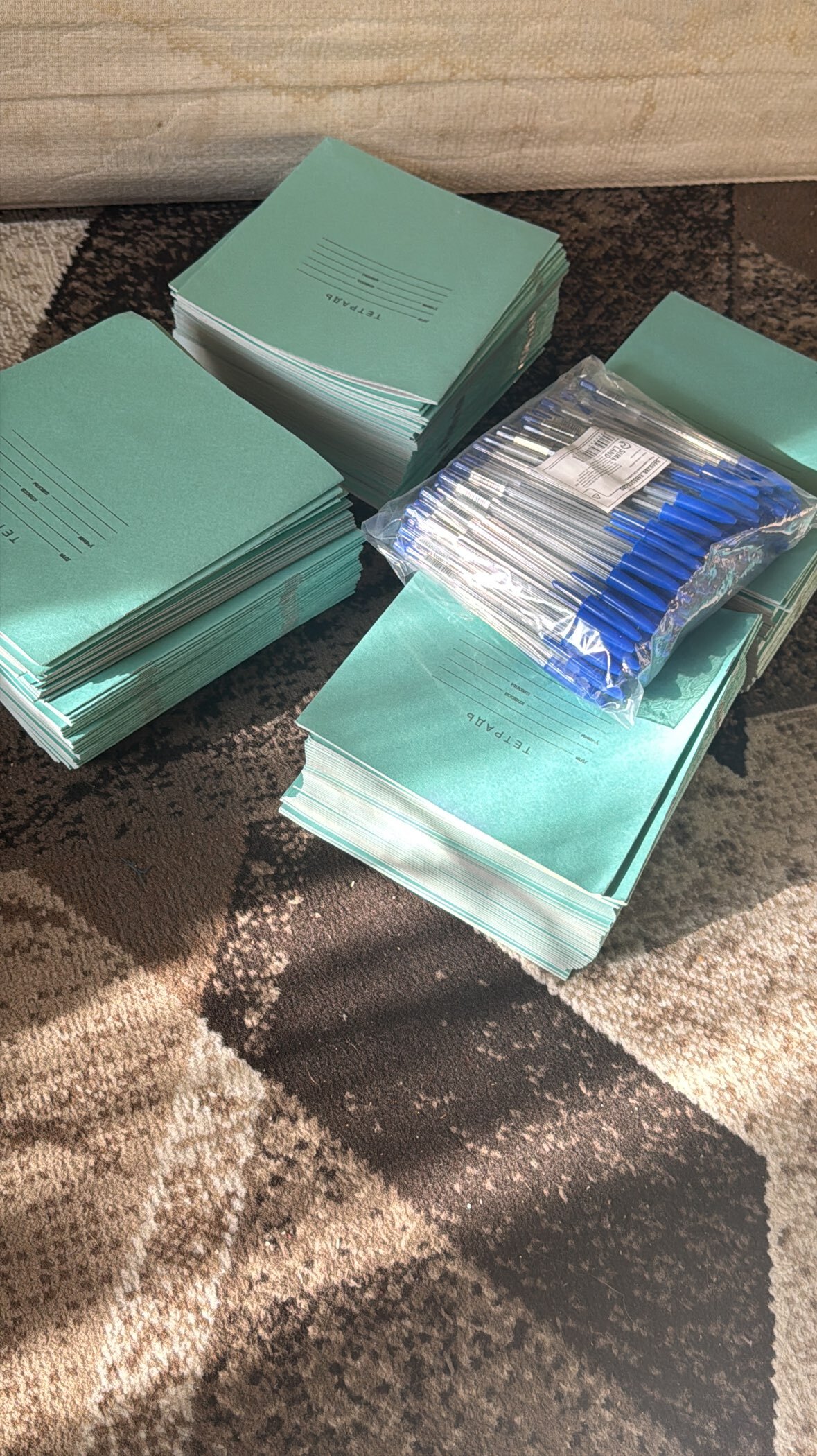 Фотография покупателя товара Ручка шариковая 0.7 мм, стержень синий, корпус прозрачный, колпачок синий - Фото 1