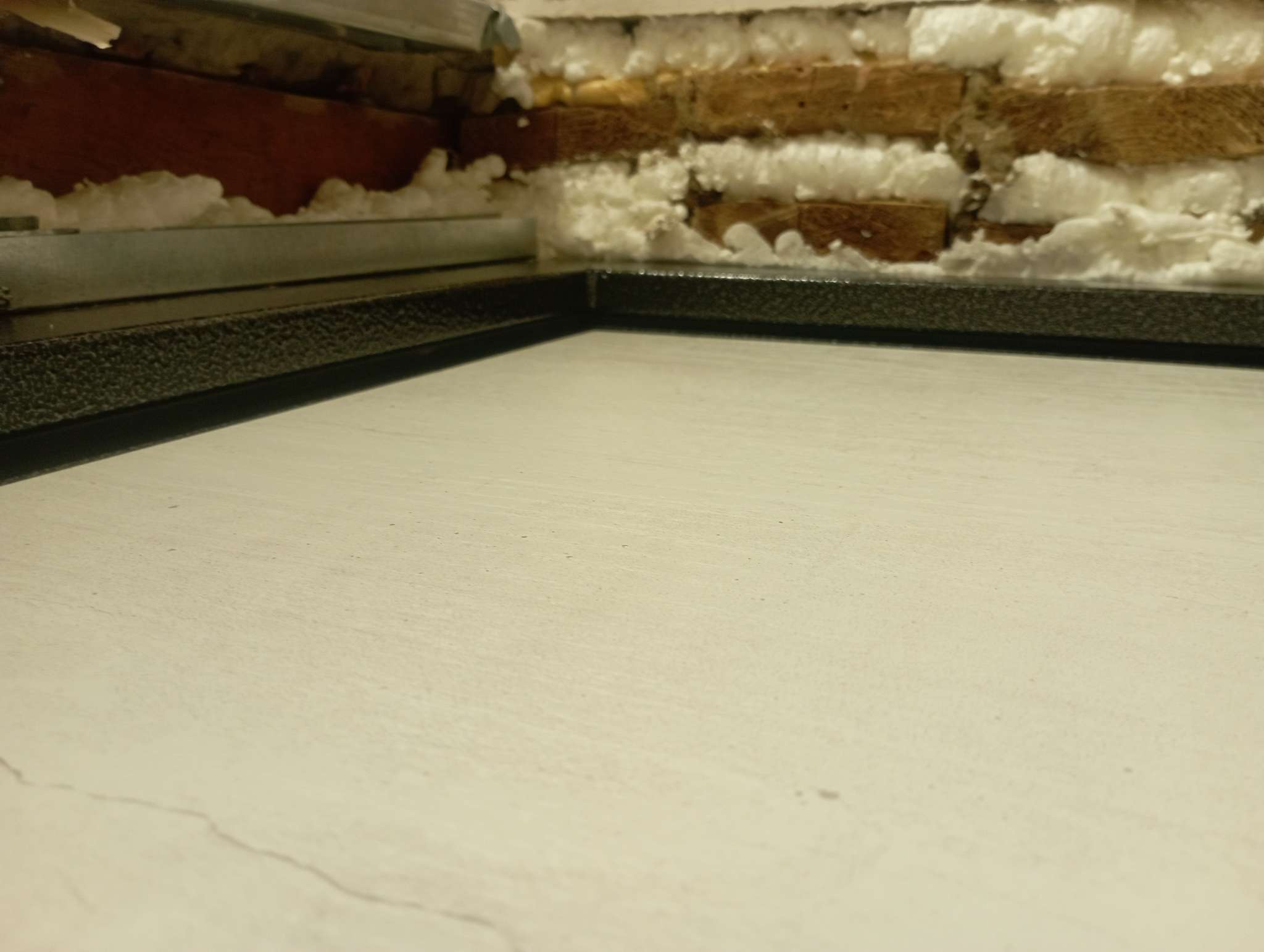 Фотография покупателя товара Входная дверь в квартиру «Берлога. Сити Антик Лофт», 870×2050 мм, левая, цвет антик серебро/бетон светлый - Фото 2