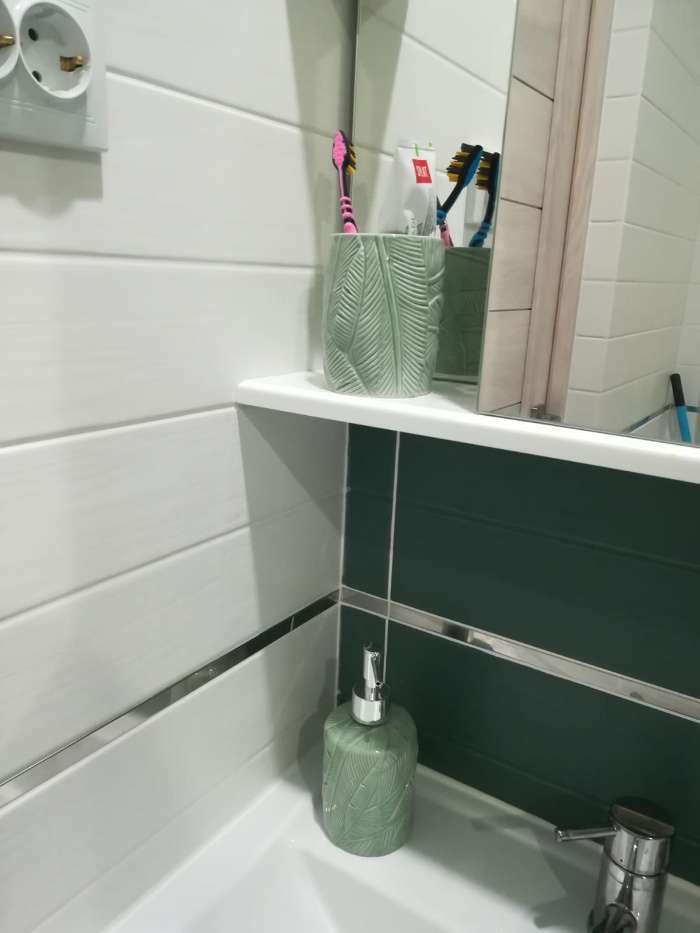 Фотография покупателя товара Набор аксессуаров для ванной комнаты «Листва», 2 предмета (дозатор для мыла, стакан), цвет зелёный - Фото 3