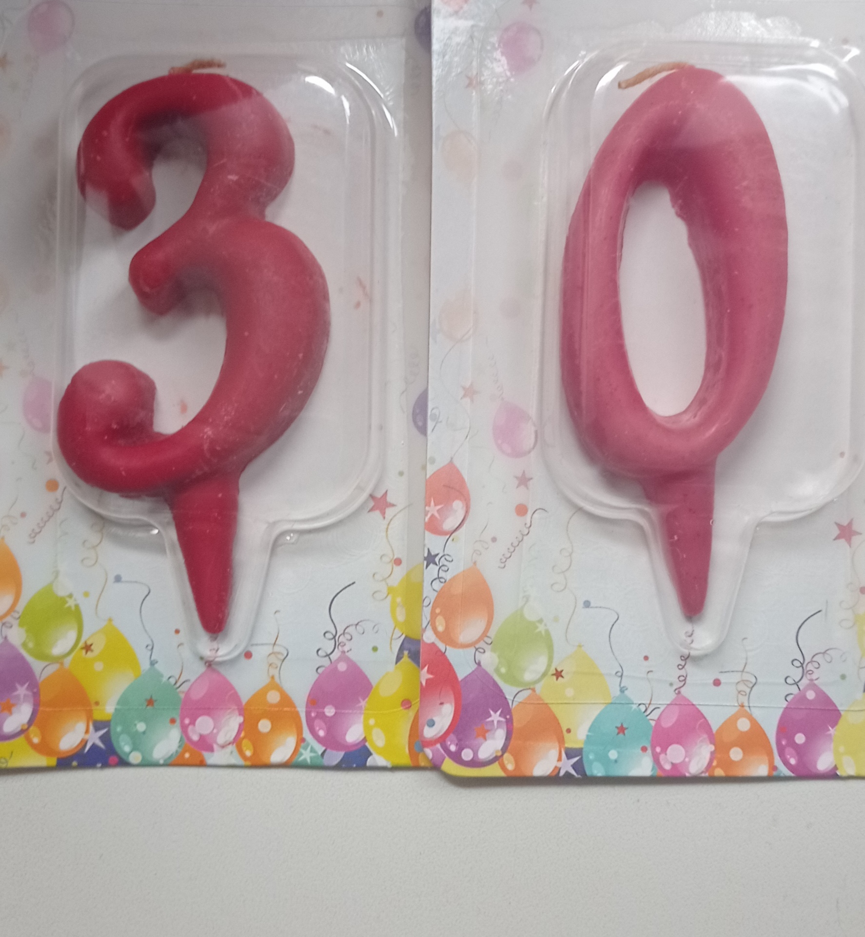 Фотография покупателя товара Свеча для торта цифра "Овал" "0", красная, 5,5 см - Фото 1