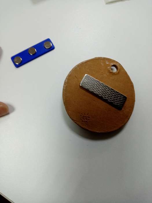 Фотография покупателя товара Фиксатор для ткани, магнитный, 4.5×1.3×0.3 см - Фото 2