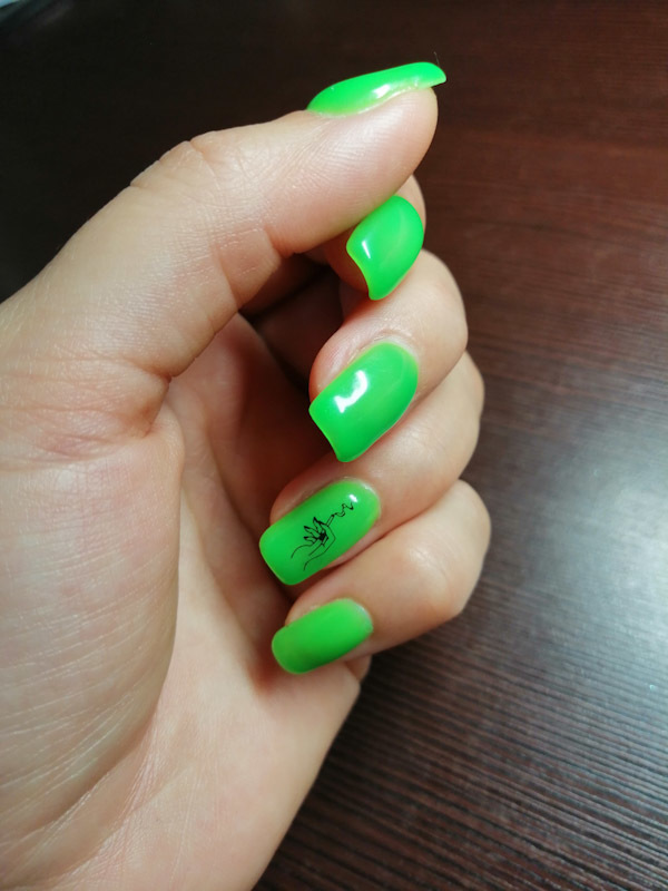 Фотография покупателя товара Гель-лак для ногтей, с эффектом кашемира, трёхфазный LED/UV, 10мл, зелёный - Фото 11
