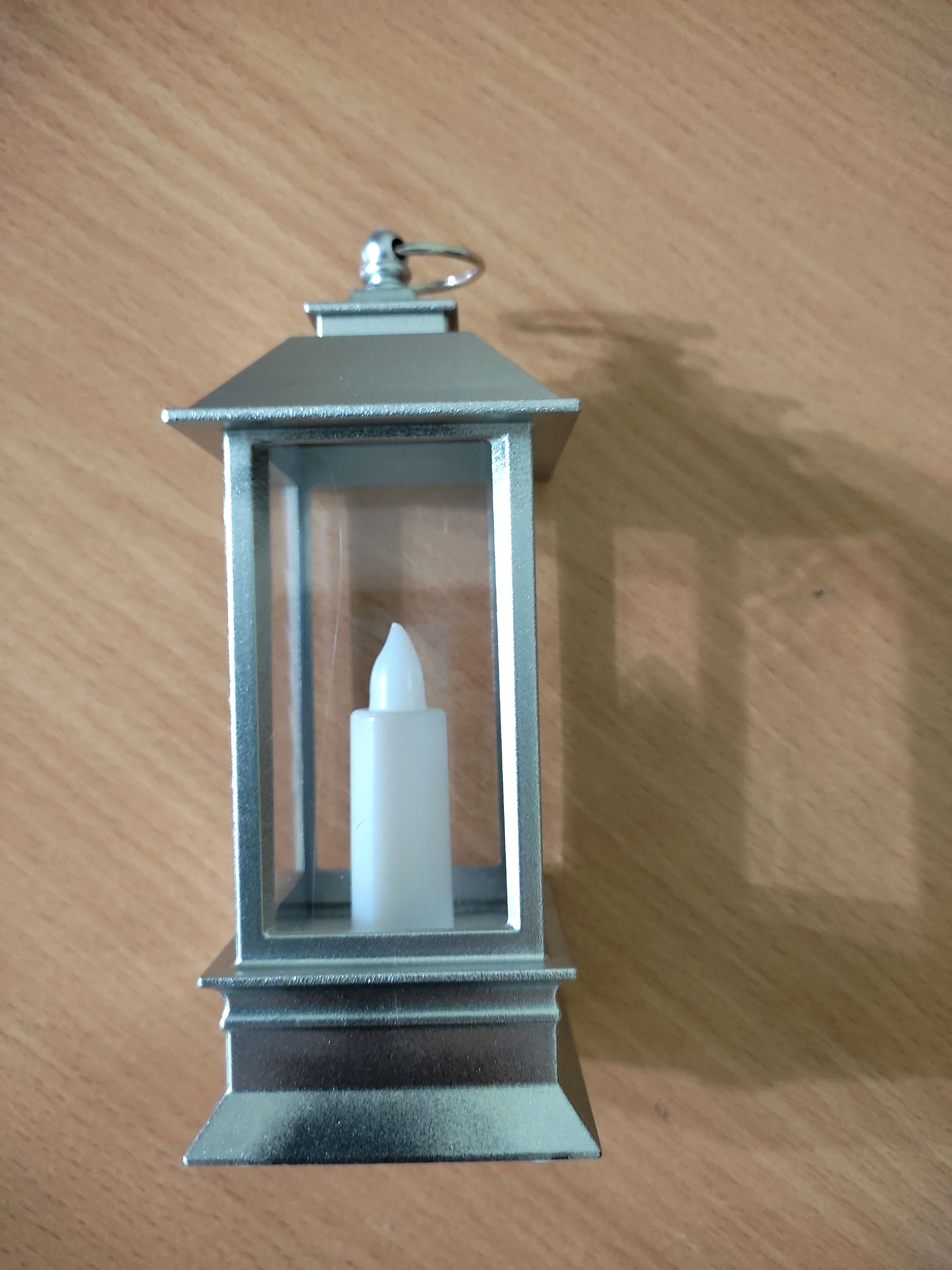 Фотография покупателя товара Светодиодная фигура «Золотистый фонарь со свечкой» 5.5 × 13 × 5.5 см, пластик, батарейки AG13х3, свечение тёплое белое - Фото 4