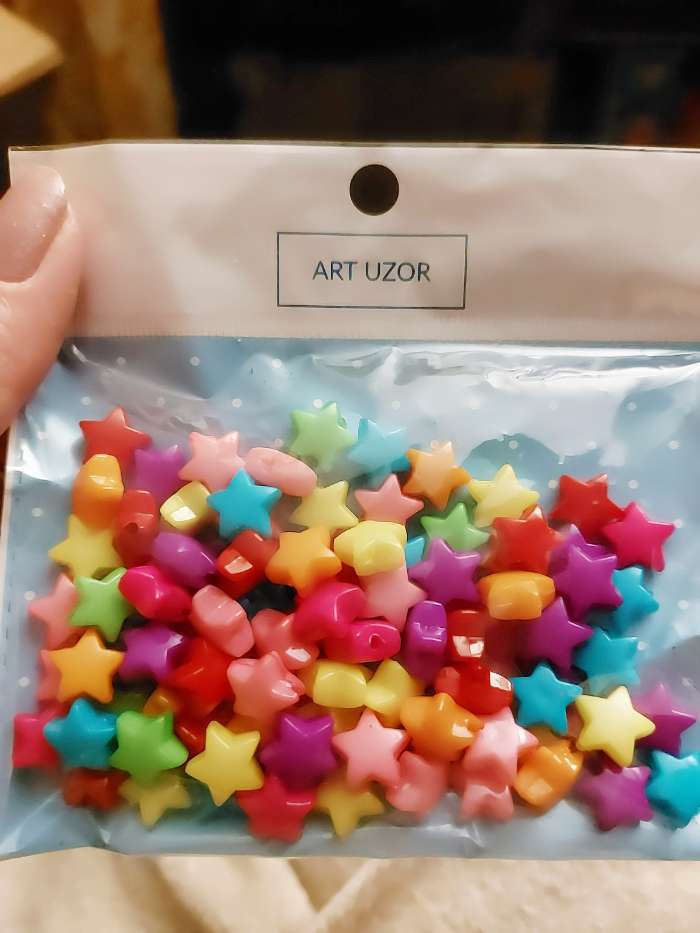Фотография покупателя товара Бусины для творчества пластик "Звёздочки" цветные набор 100 шт 1,1х1,1 см - Фото 2