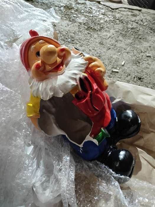 Фотография покупателя товара Садовая фигура из гипса «Гном с лейкой», 40×15×26 см - Фото 3