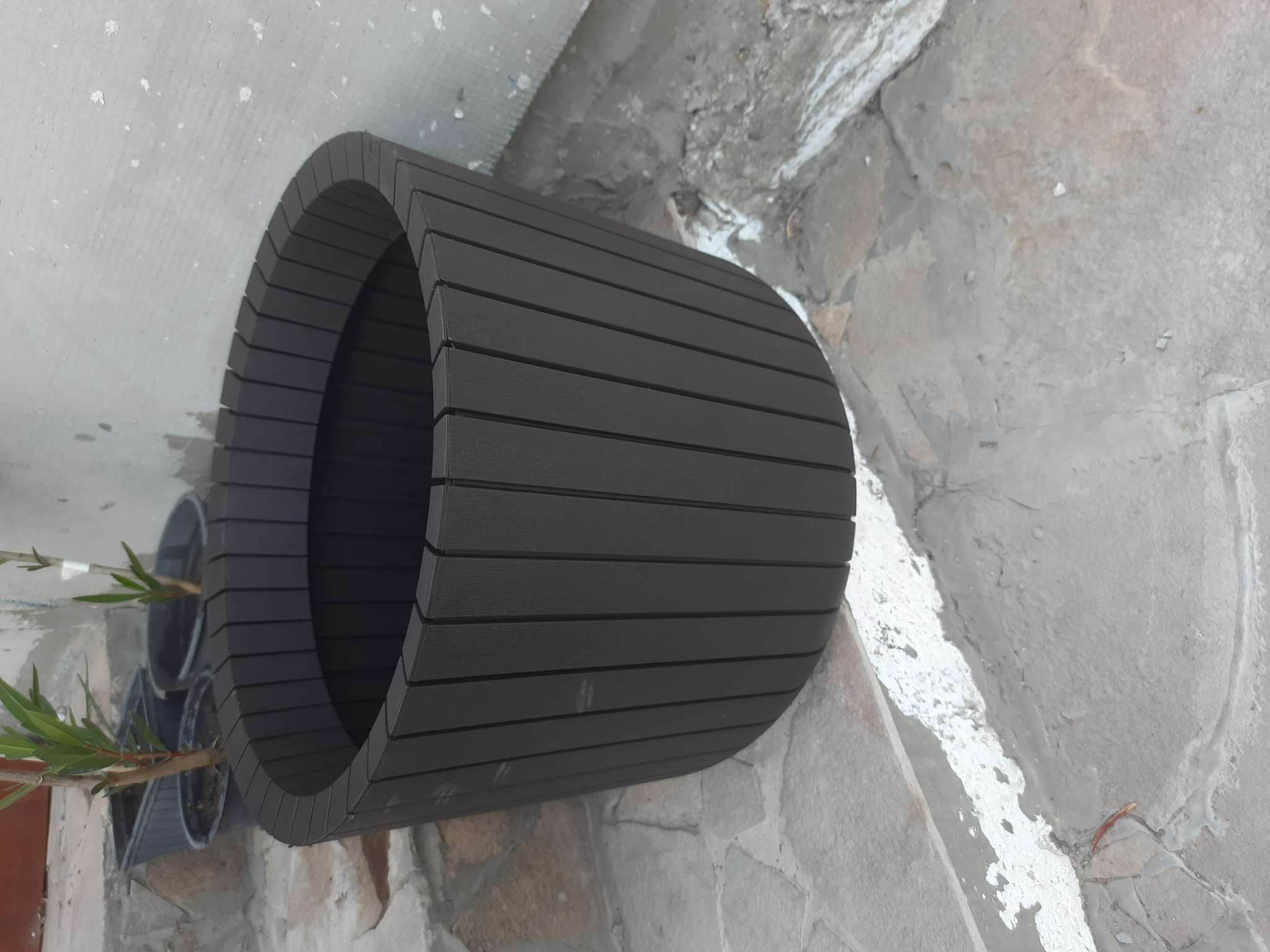 Фотография покупателя товара Кашпо для цветов «Шато», 8 л, цвет коричневый ротанг - Фото 1