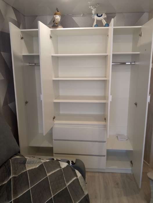 Фотография покупателя товара Шкаф трёхстворчатый распашной «Мадера», 3 ящика, 1200×520×2100 мм, цвет белый - Фото 22