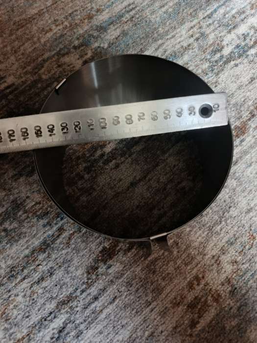 Фотография покупателя товара Форма для выкладки и выпечки с регулировкой размера Доляна, d=16-30 см, h=8 см, нержавеющая сталь, серебристая - Фото 3