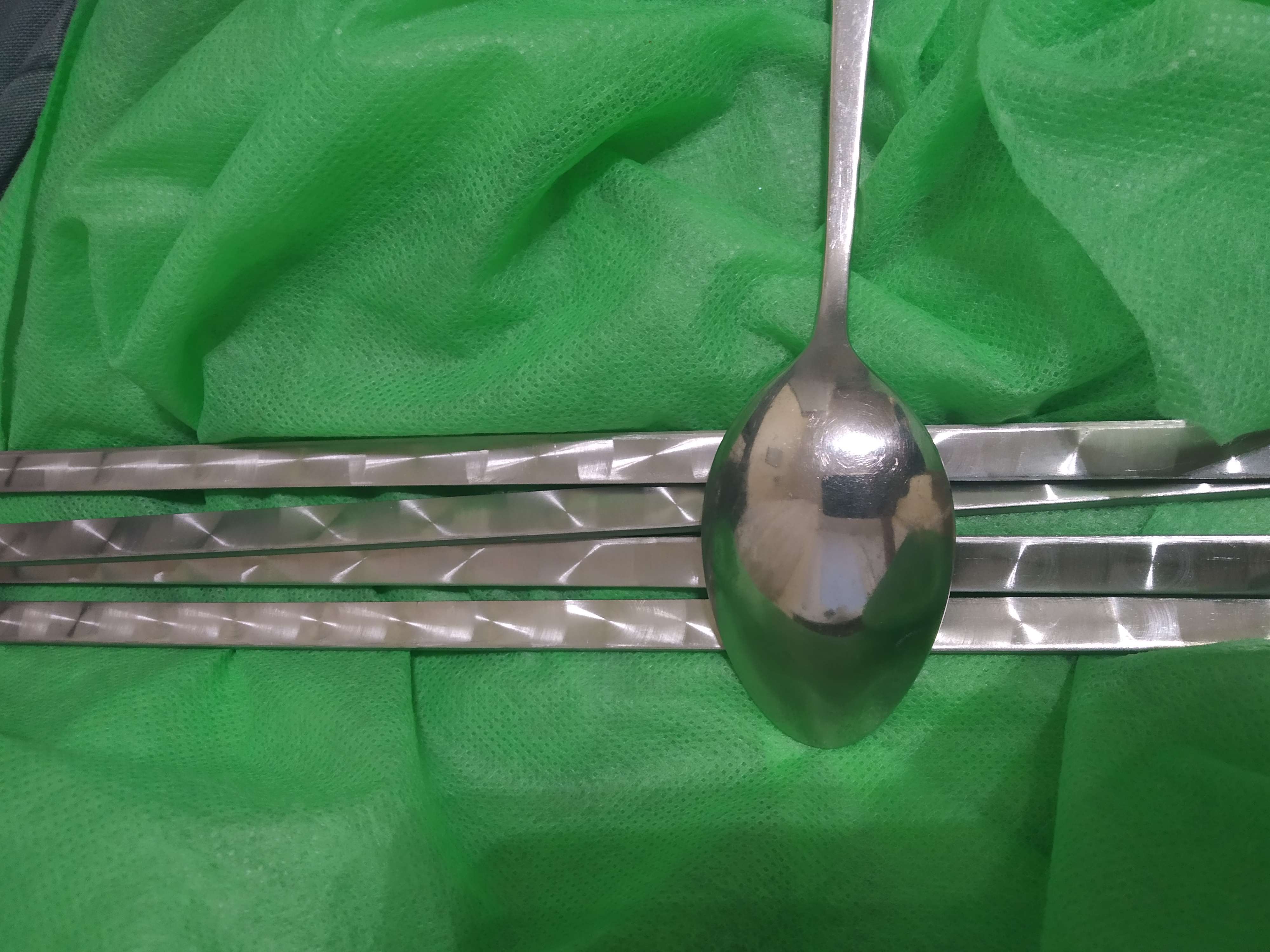 Фотография покупателя товара Шампур с ручкой-кольцом, рабочая длина - 60 см, ширина - 10 мм, толщина - 3 мм с узором - Фото 2