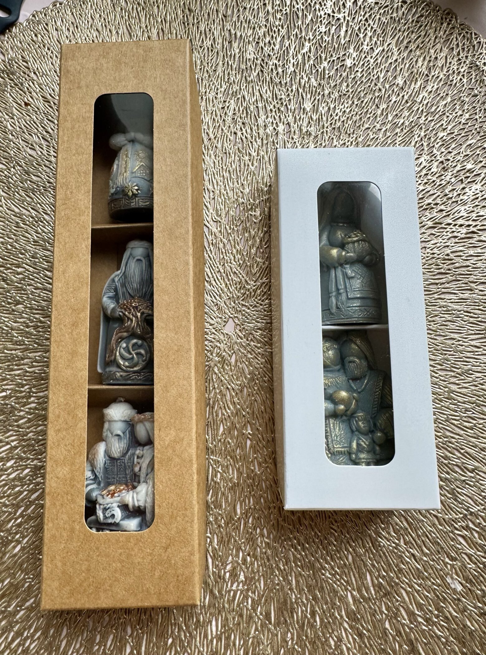 Фотография покупателя товара Коробка для 5 конфет с окном, с тонкими разделителями, белый 21×5.5×3.3 см - Фото 5