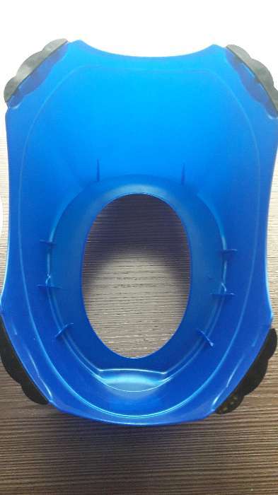 Фотография покупателя товара Горшок детский антискользящий «Бэйби-Комфорт» с крышкой, съёмная чаша, цвет голубой, синий - Фото 11