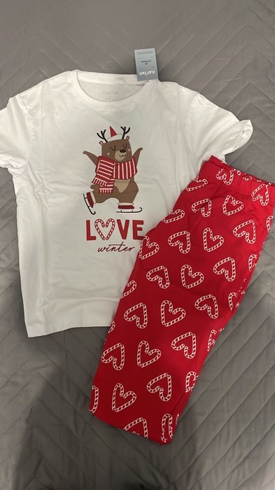 Фотография покупателя товара Пижама новогодняя женская (футболка и брюки) KAFTAN "Love", цвет белый/красный, размер 48-50 - Фото 2