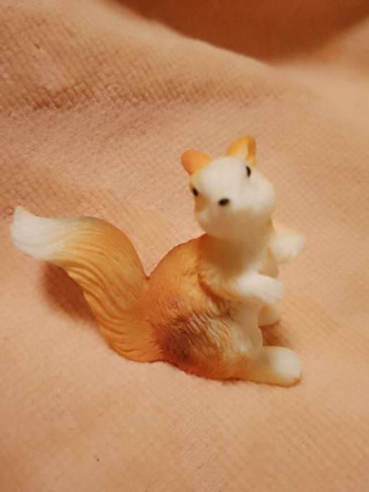 Фотография покупателя товара Миниатюра кукольная «Хитрая белочка», набор 2 шт., размер 1 шт. — 5×4 см - Фото 1