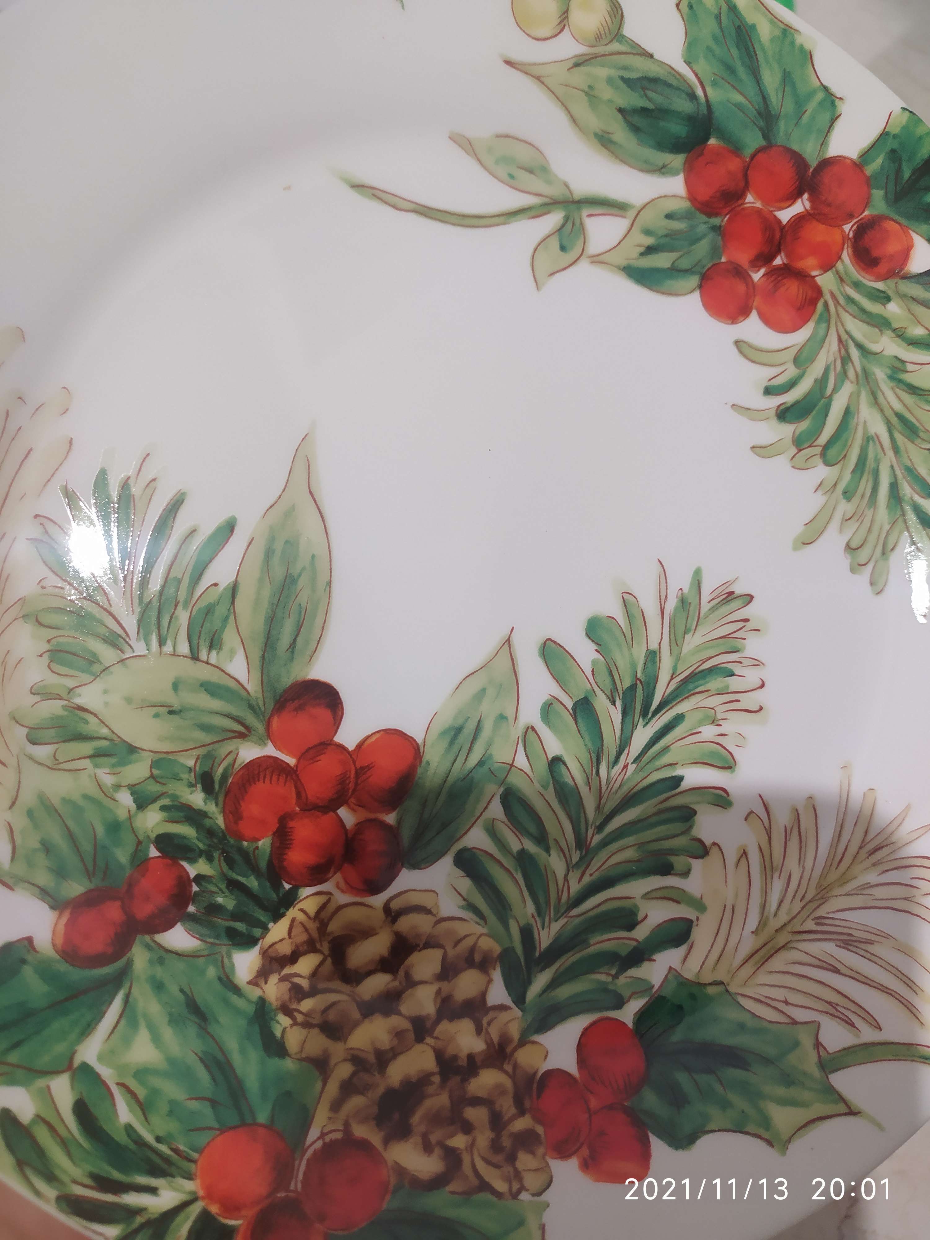 Фотография покупателя товара Тарелка фарфоровая обеденная Доляна «Рождество», d=25,5 см - Фото 19