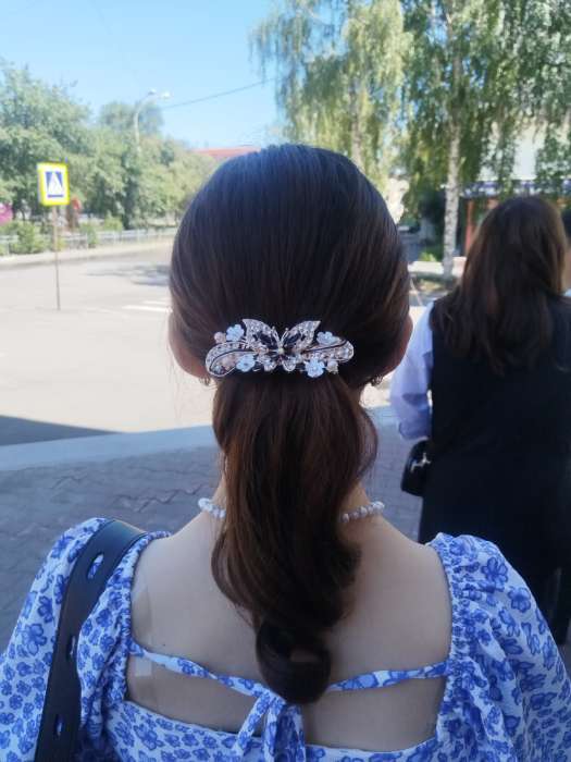 Фотография покупателя товара Заколка - автомат для волос «Сильвия», бабочка галант, 9 см - Фото 1