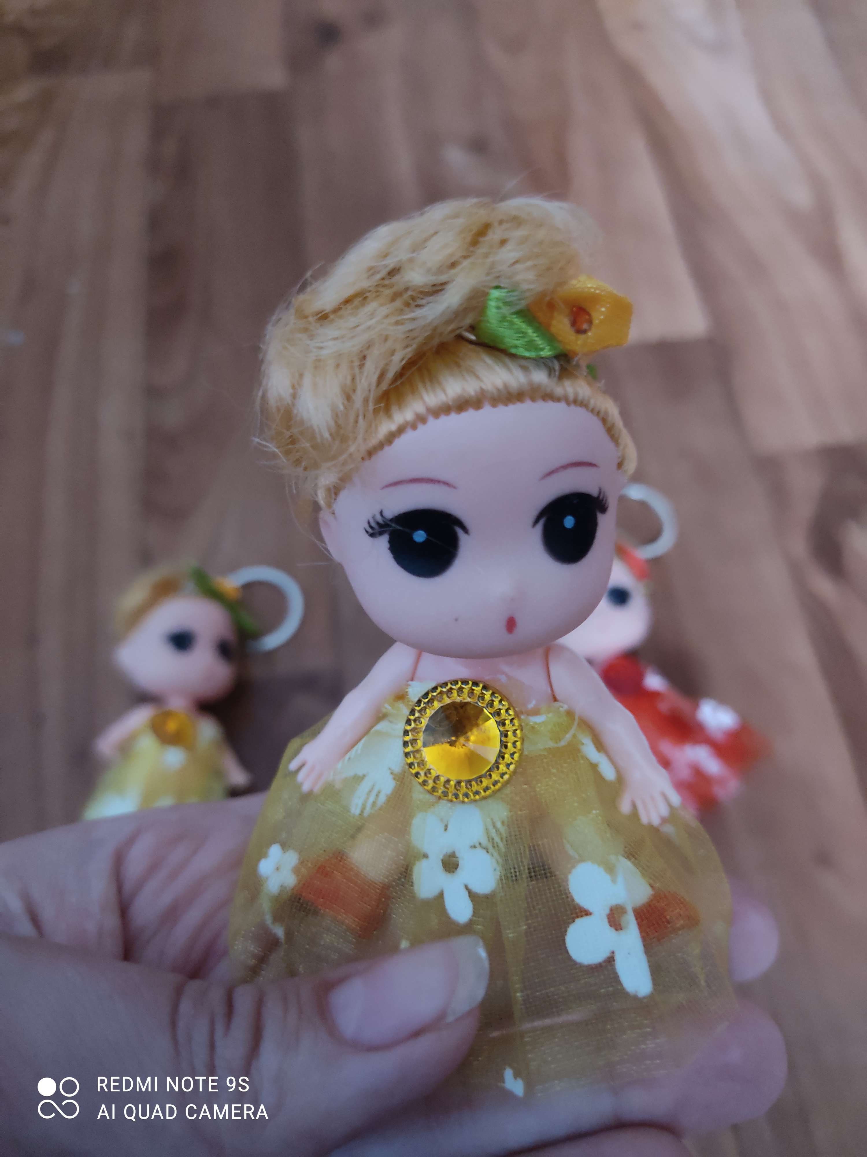 Фотография покупателя товара Куколка «Модница» на брелоке, цвета МИКС