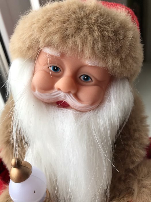 Фотография покупателя товара Дед Мороз "В красной шубке в ёлочках с подарками" двигается, 30 см - Фото 16