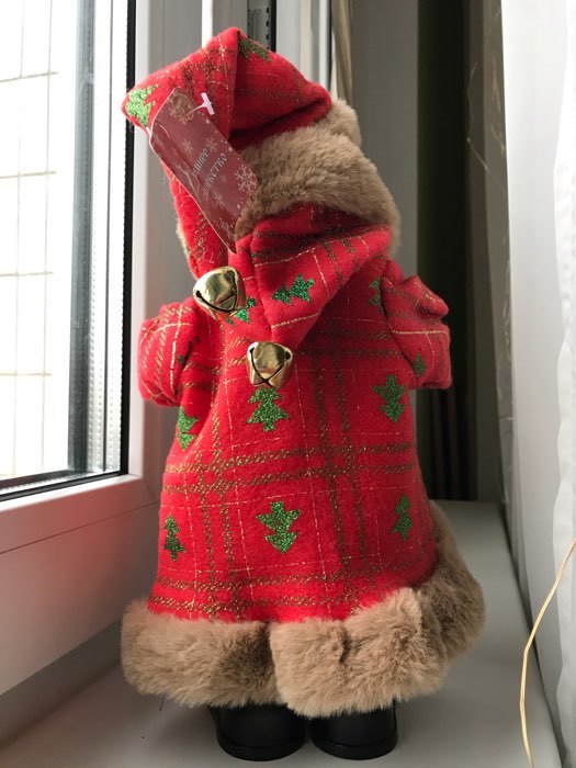 Фотография покупателя товара Дед Мороз "В красной шубке с подарками" двигается, 18х30 см - Фото 11