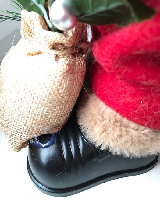 Фотография покупателя товара Дед Мороз "В красной шубке в ёлочках с подарками" двигается, 30 см - Фото 14