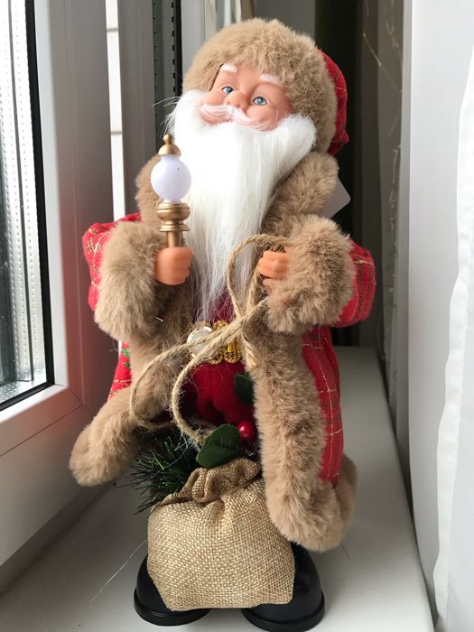 Фотография покупателя товара Дед Мороз "В красной шубке в ёлочках с подарками" двигается, 30 см - Фото 9