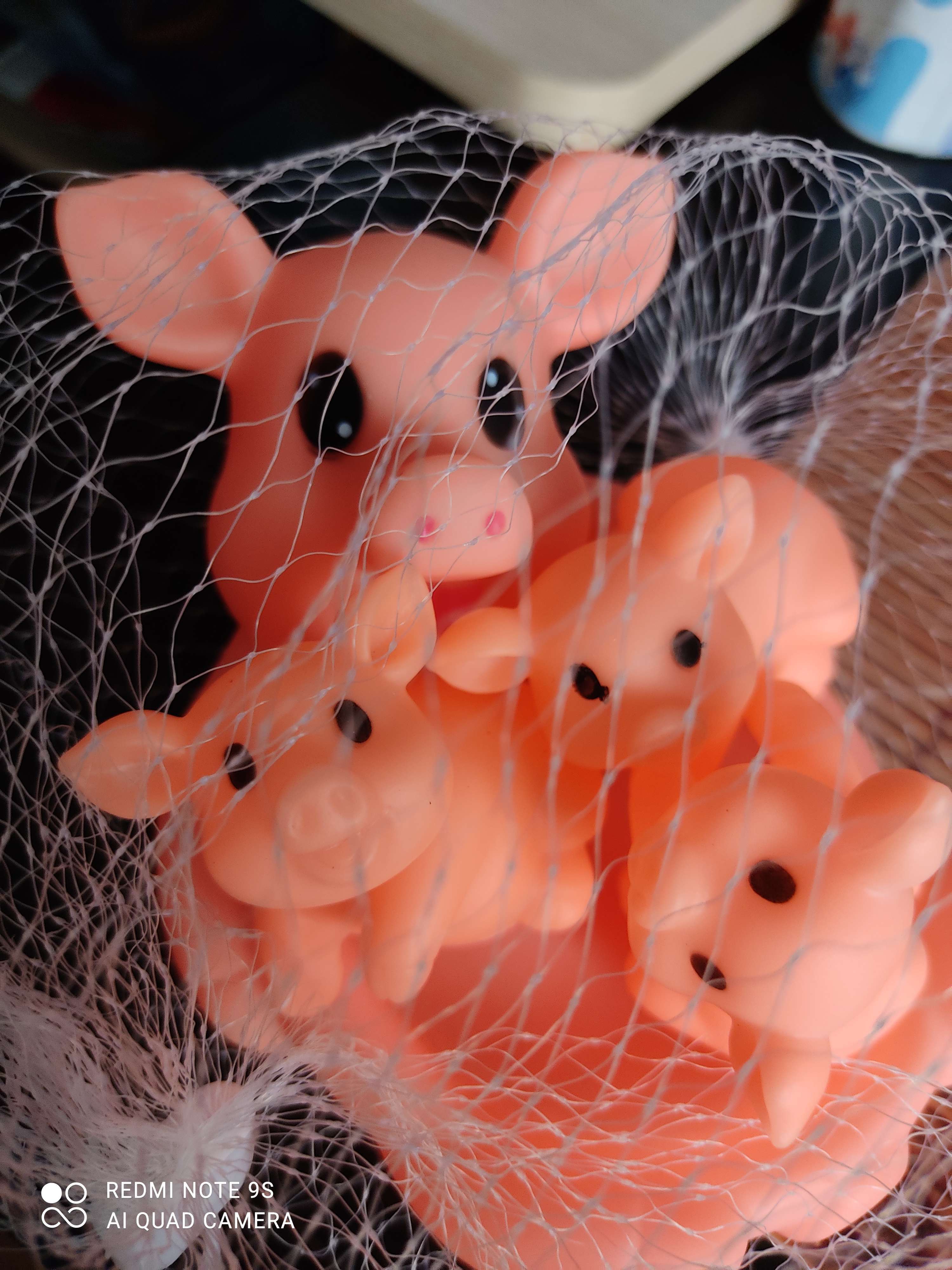 Фотография покупателя товара Набор резиновых игрушек для ванны «Мыльница: Свинка», с пищалкой, 4 шт, Крошка Я - Фото 1