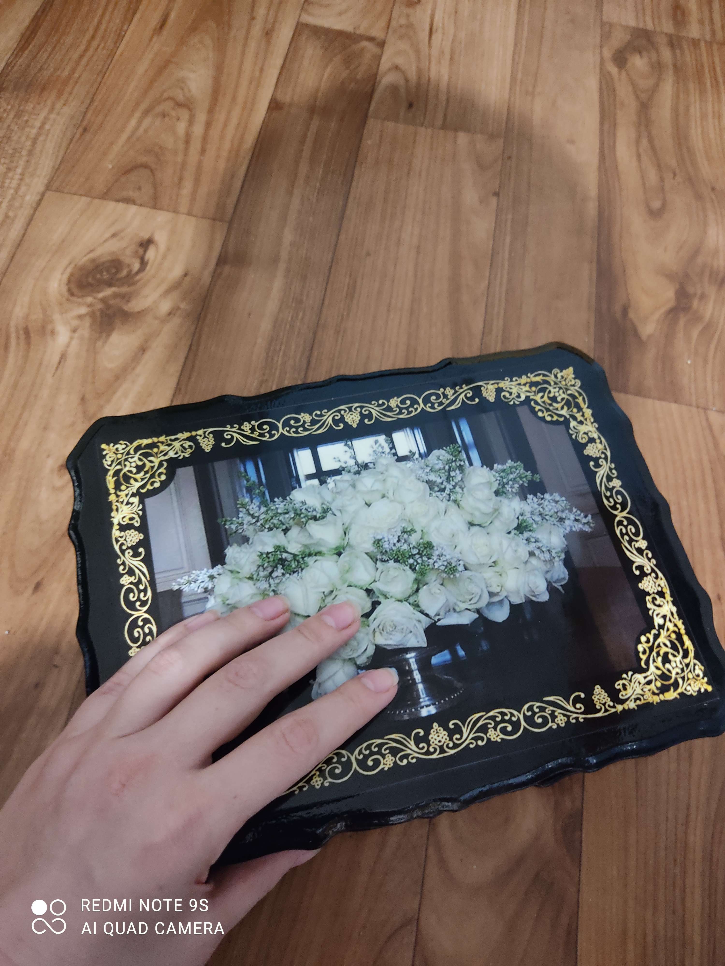 Фотография покупателя товара Шкатулка «Белые розы», 17×23×6 см, лаковая миниатюра - Фото 2
