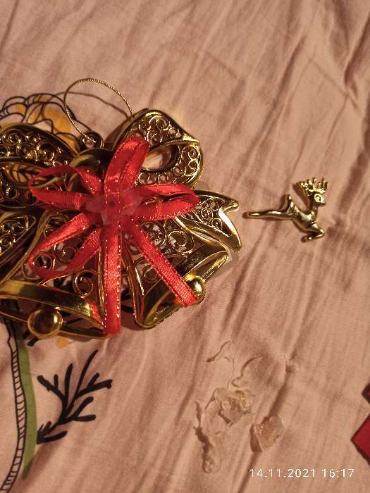 Фотография покупателя товара Украшение новогоднее "Колокольчик с бантиком и бубенчиками" 12х15 см, красно-золотой