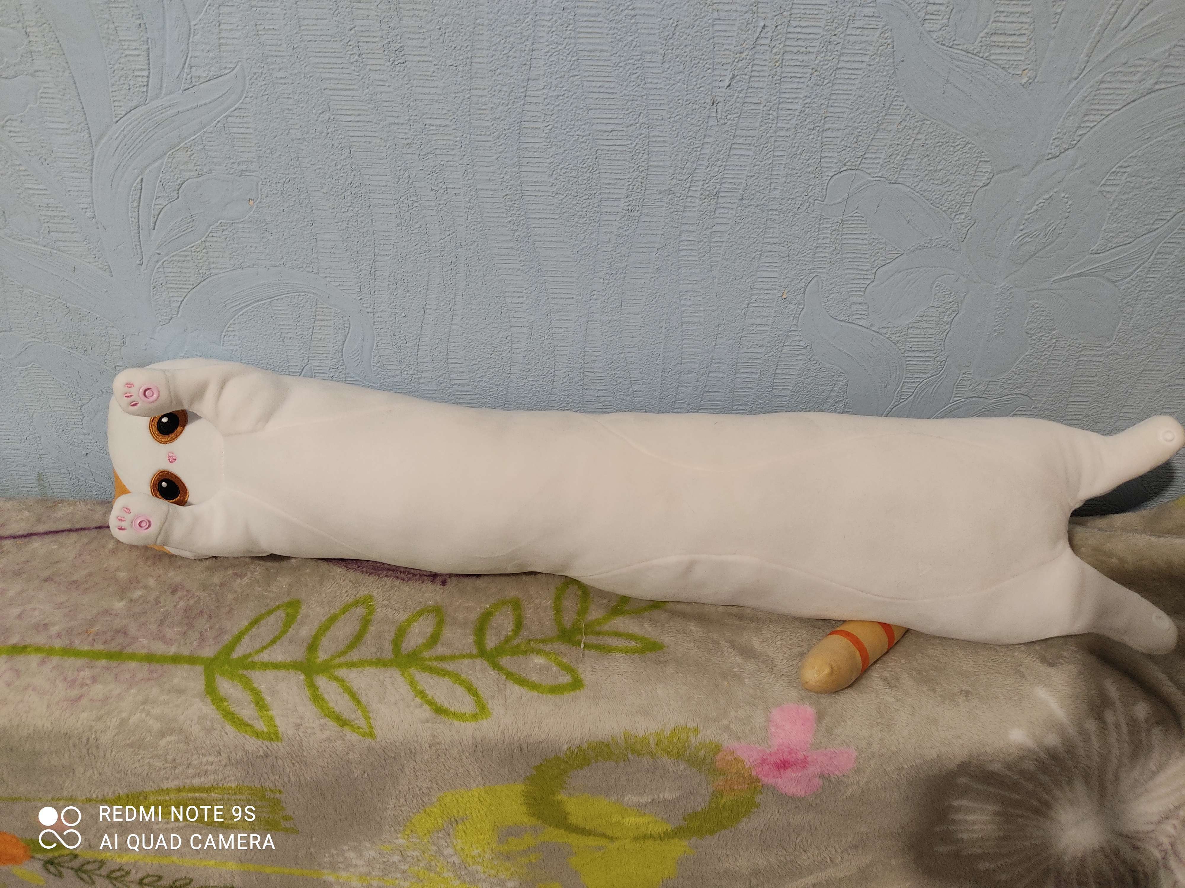 Фотография покупателя товара Мягкая игрушка «Дорожная подушка Лили», 60 см - Фото 1