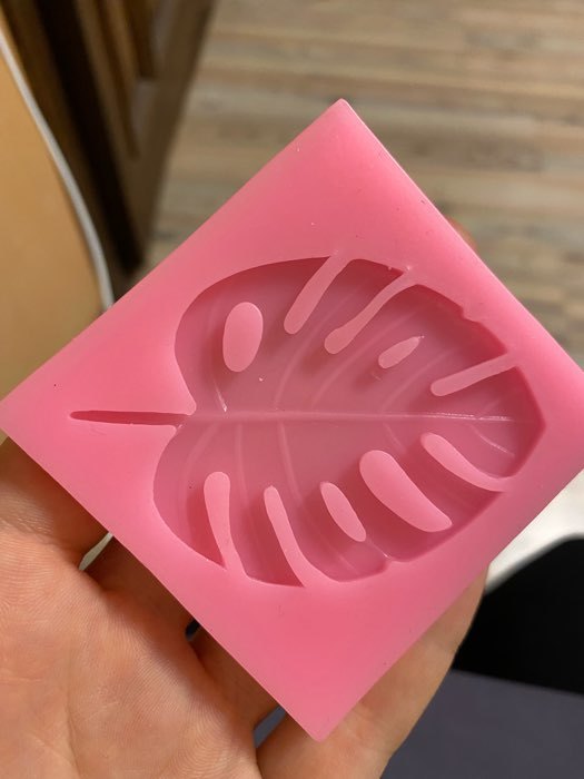 Фотография покупателя товара Молд Доляна «Лист.Тропики», силикон, 6,5×6,5 см, цвет розовый - Фото 15
