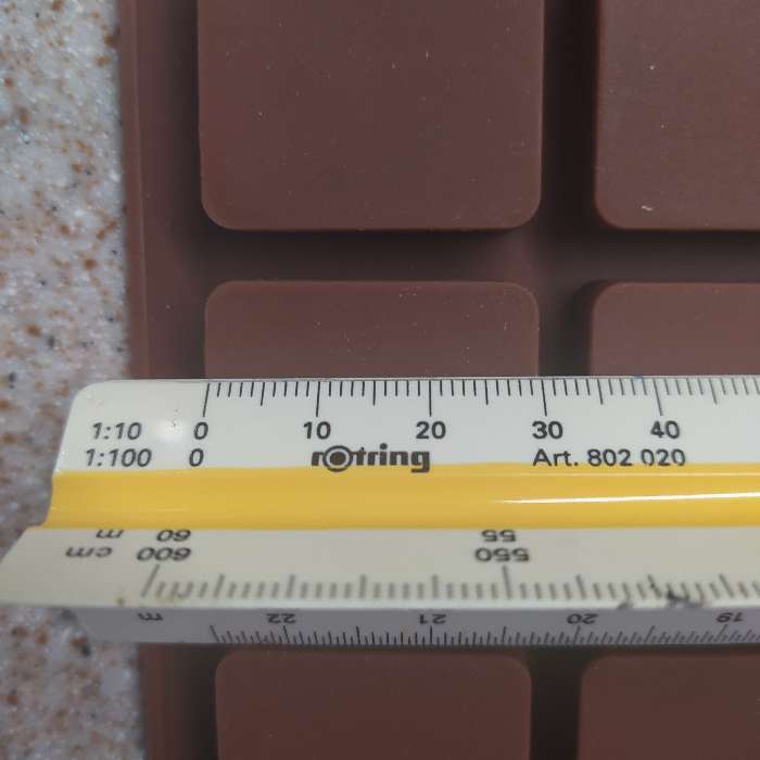 Фотография покупателя товара Форма для шоколада Доляна «Кубики», 36×29,5×1,2 см, 80 ячеек (2,8×2,8×1,2 см), цвет шоколадный - Фото 6