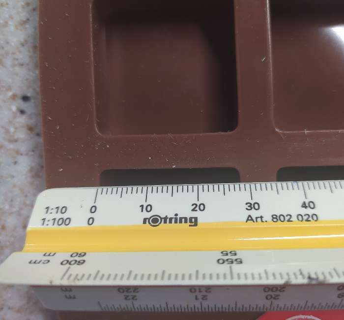 Фотография покупателя товара Форма для шоколада Доляна «Кубики», 36×29,5×1,2 см, 80 ячеек (2,8×2,8×1,2 см), цвет шоколадный