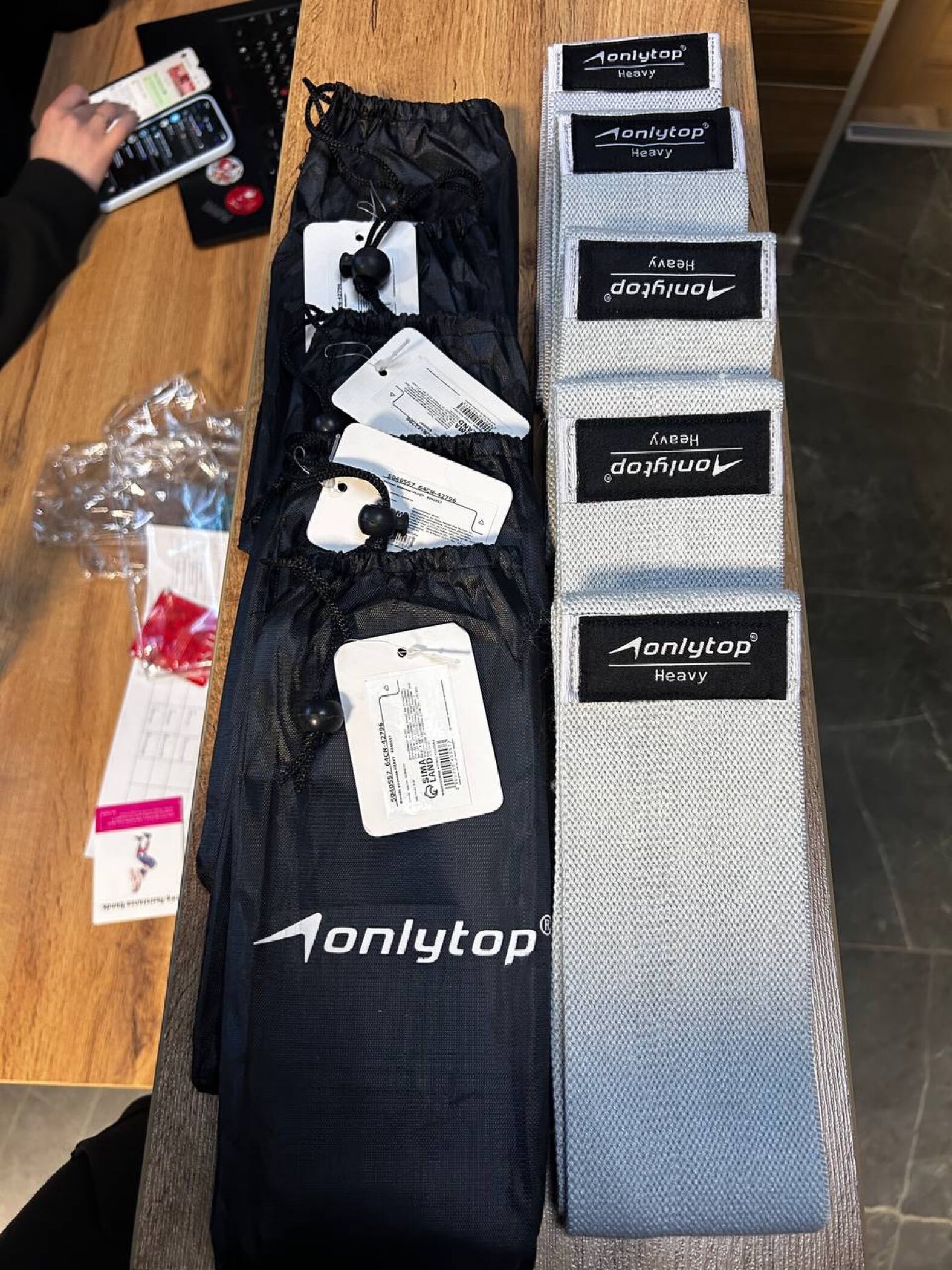 Фотография покупателя товара Фитнес-резинка ONLYTOP HEAVY, 42х8,2х0,3 см, нагрузка 15-25 кг, цвет серый - Фото 5