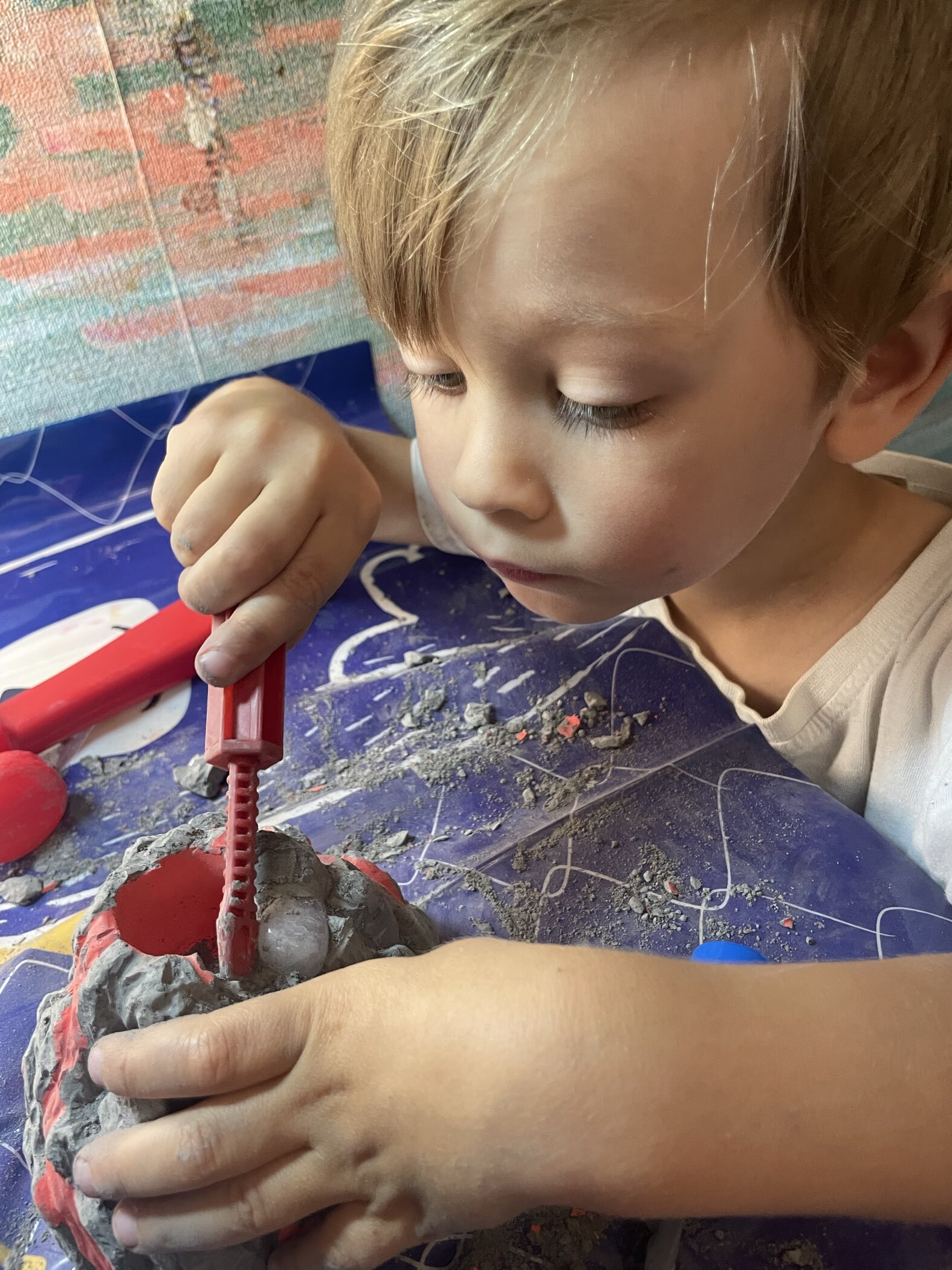 Фотография покупателя товара Раскопки «Секреты вулкана», набор: кость, долото, вулканические камни - Фото 4