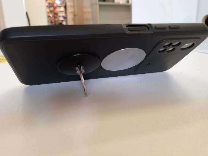 Фотография покупателя товара Держатель-подставка Luazon, с кольцом, для телефона, в форме круга, чёрный - Фото 2