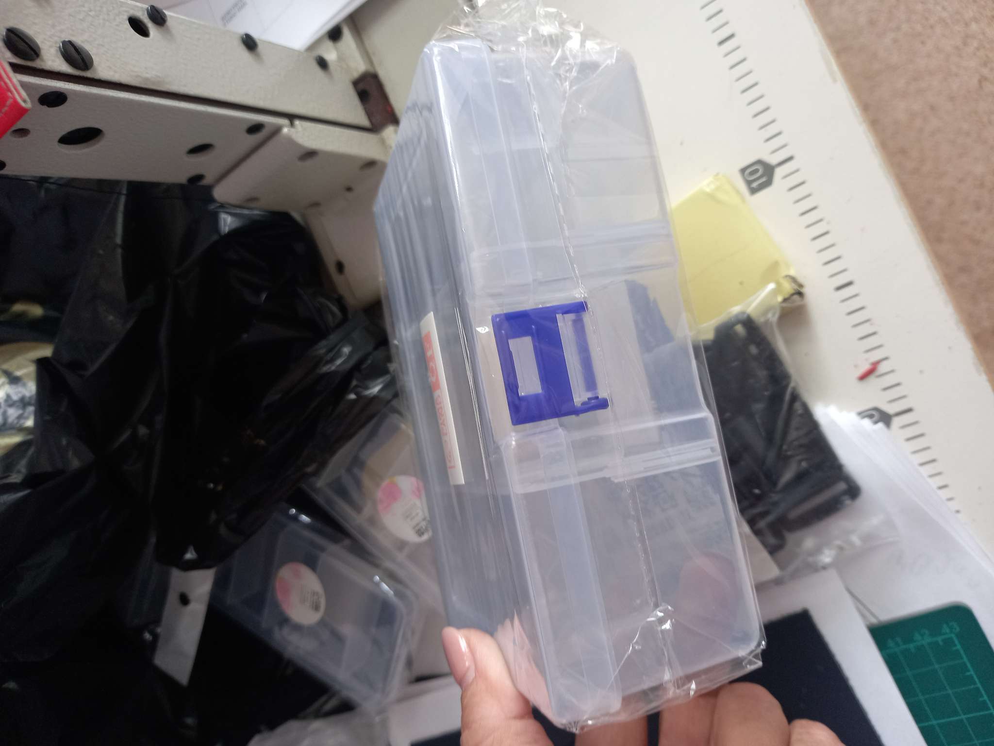 Фотография покупателя товара Органайзер для хранения мелочей, 6 ячеек, 16.5×12×5.8 см, прозрачный - Фото 2