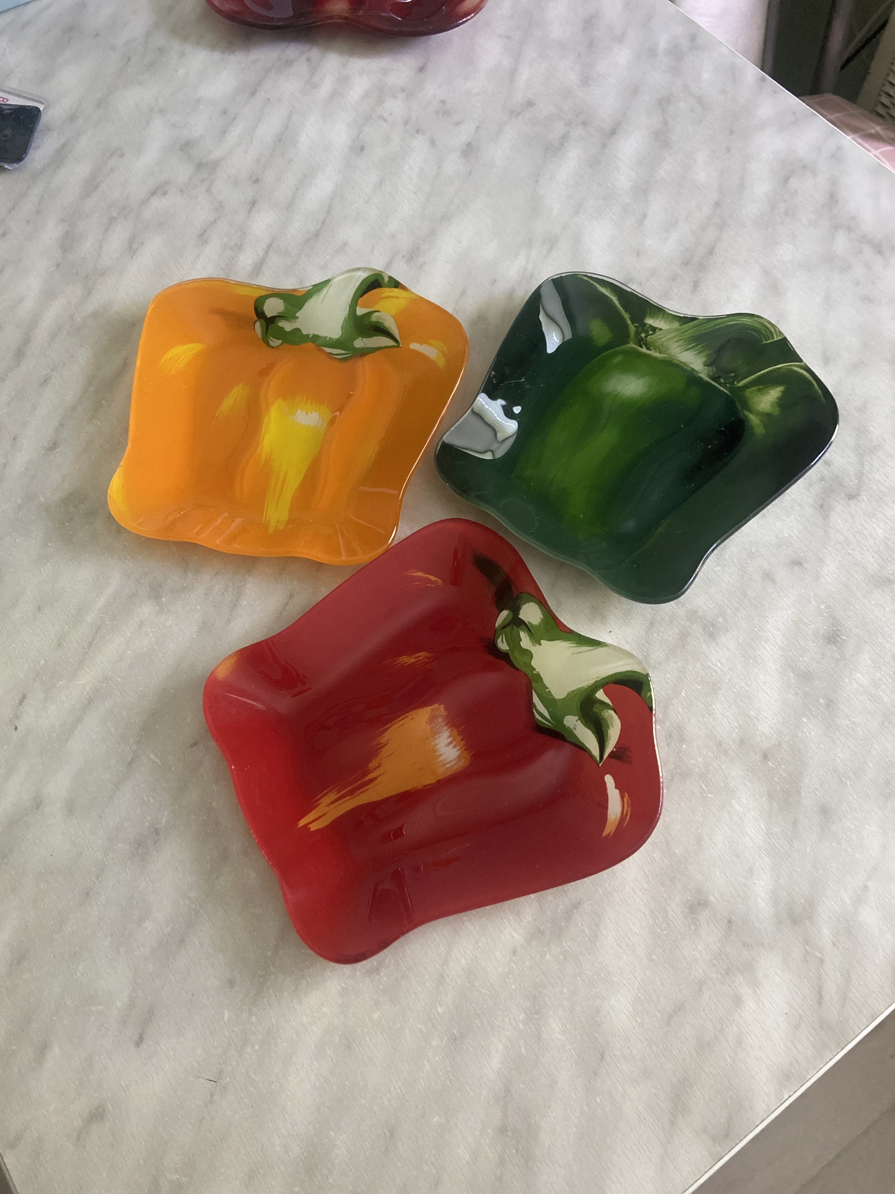 Фотография покупателя товара Блюдо сервировочное Доляна «Перчик», 16×15 см, стекло, жёлтое - Фото 1