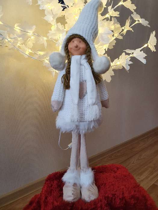Фотография покупателя товара Кукла интерьерная "Девочка в белом платье с сердечком" 78 см - Фото 1