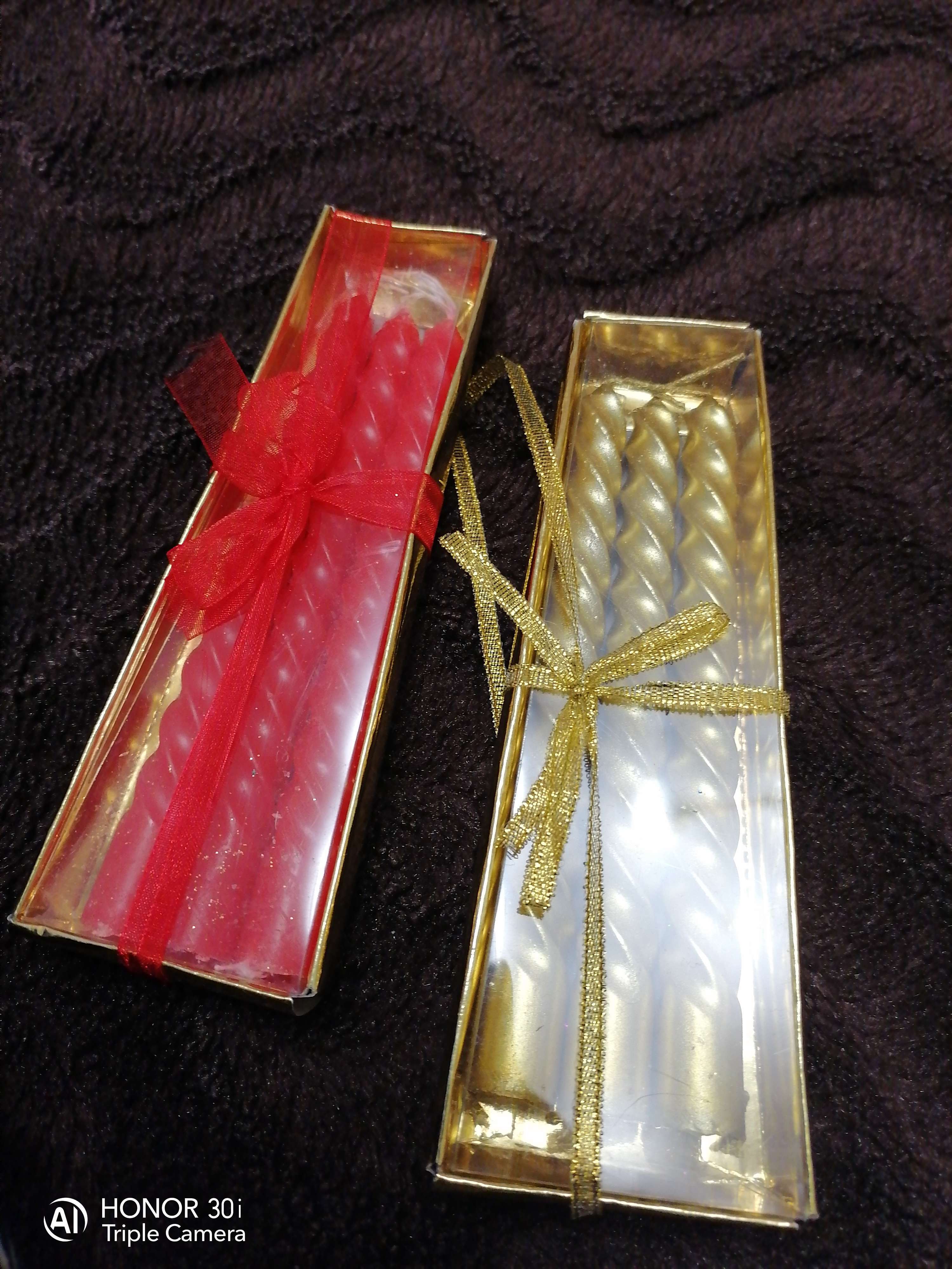 Фотография покупателя товара Набор свечей витых, 1,5х 15 см, 3 штуки, золотой блистер