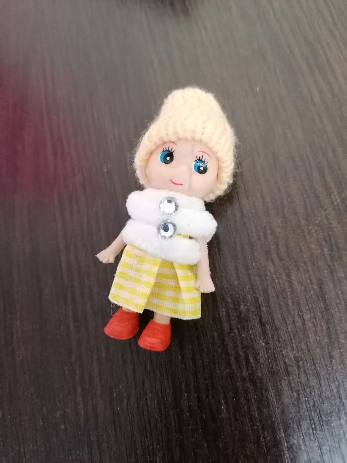Фотография покупателя товара Кукла-брелок «Куколка», в шапочке и манто, цвета МИКС